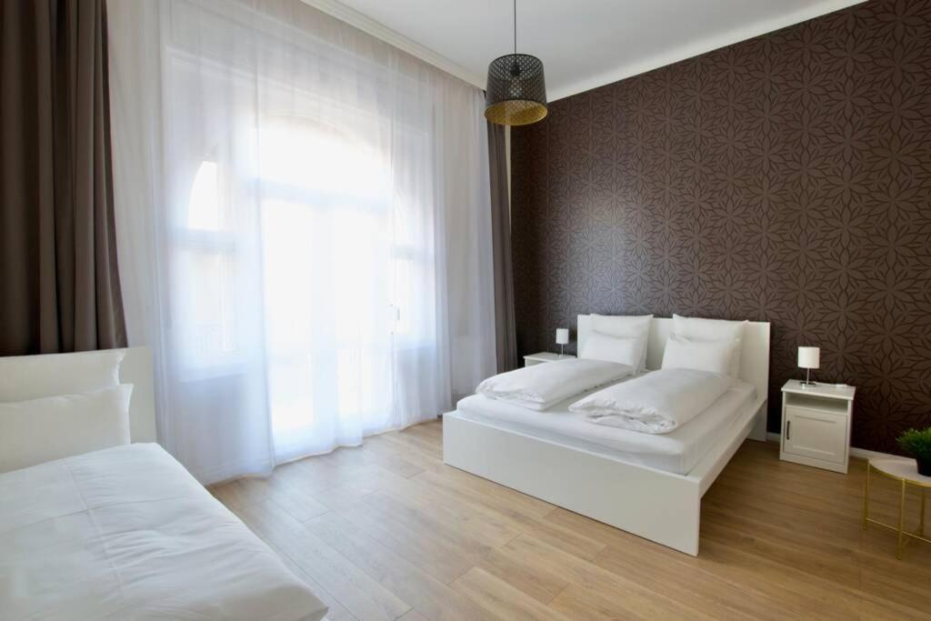 Premium Apartment By Hi5 - Astoria 4 Bedroom Budapest Exterior foto