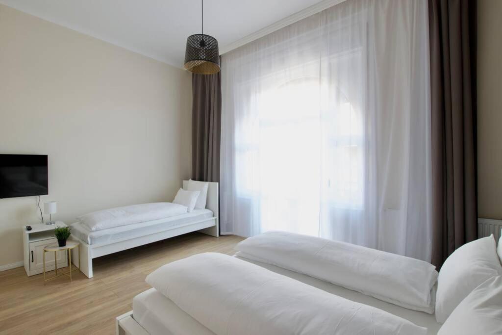 Premium Apartment By Hi5 - Astoria 4 Bedroom Budapest Exterior foto